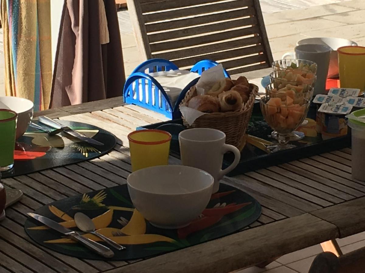 Au Bel'Vue Chez Sandrine "Gite & Chambre D'Hotes" Le Moule Εξωτερικό φωτογραφία