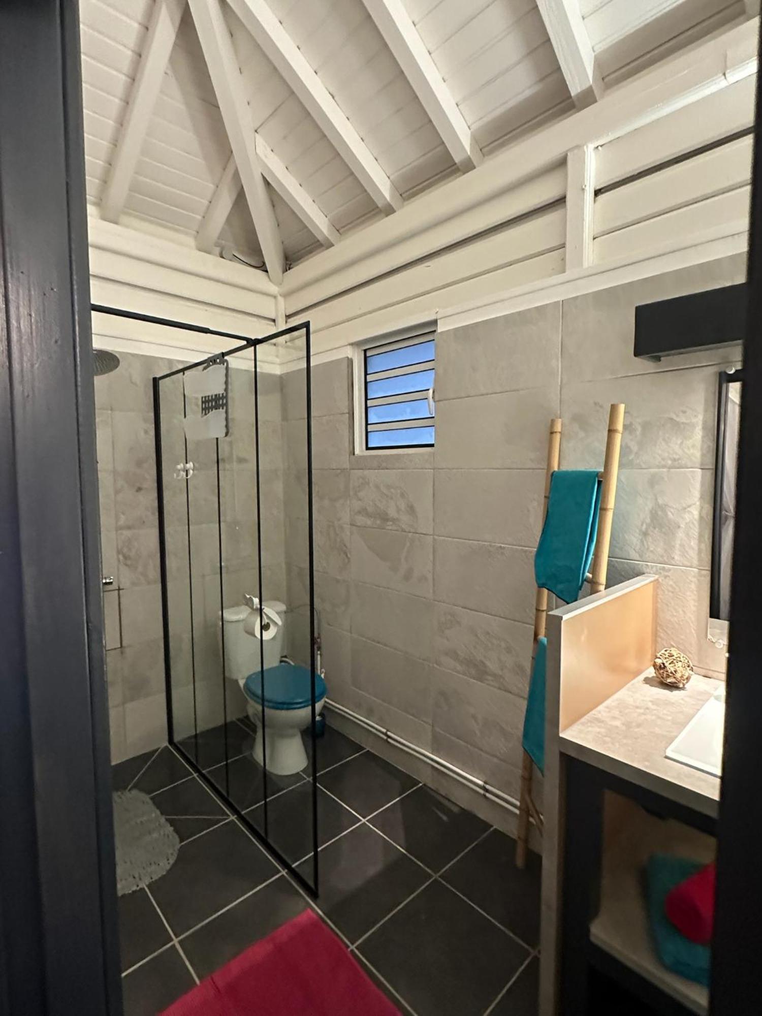 Au Bel'Vue Chez Sandrine "Gite & Chambre D'Hotes" Le Moule Εξωτερικό φωτογραφία