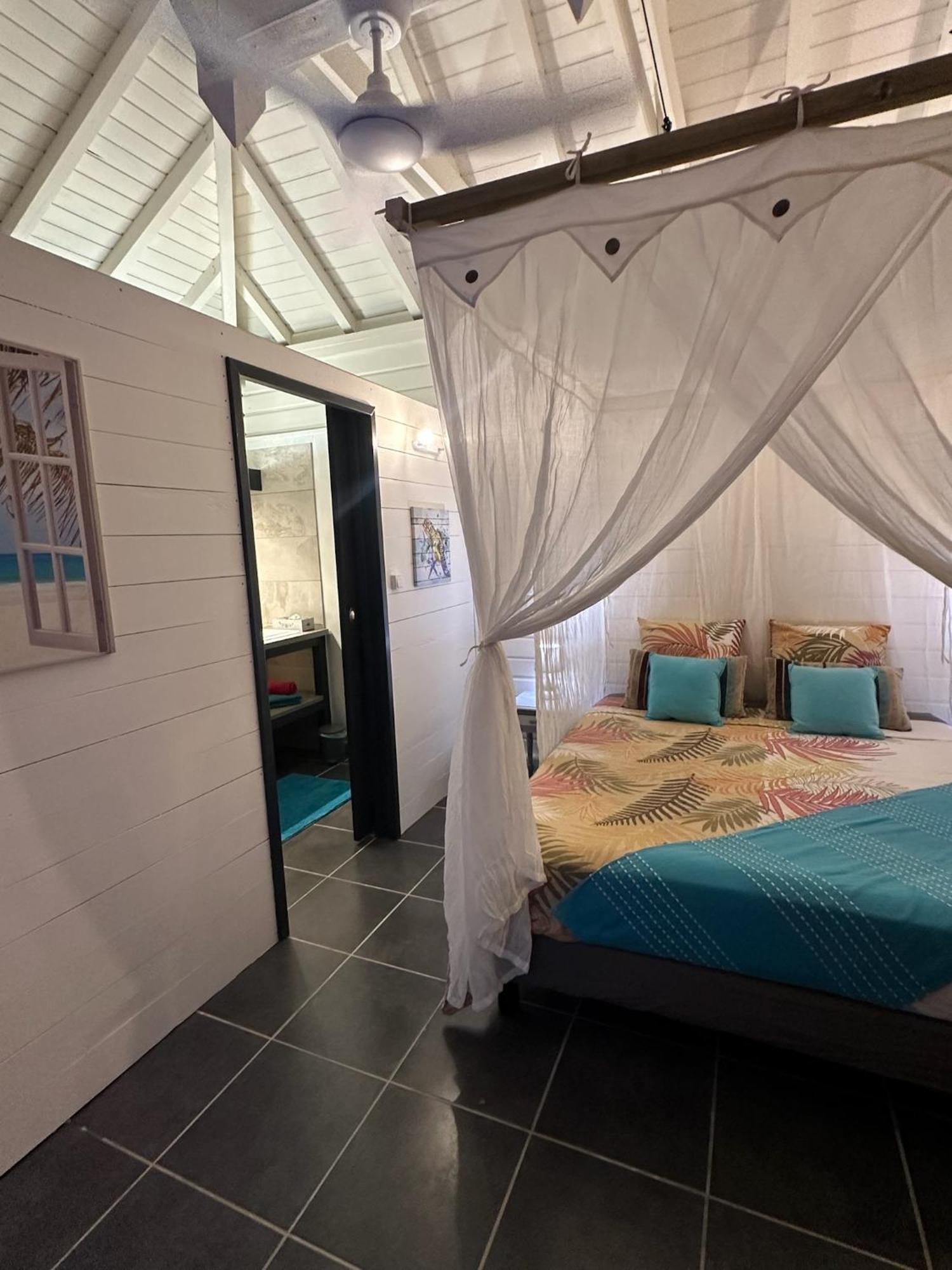 Au Bel'Vue Chez Sandrine "Gite & Chambre D'Hotes" Le Moule Εξωτερικό φωτογραφία