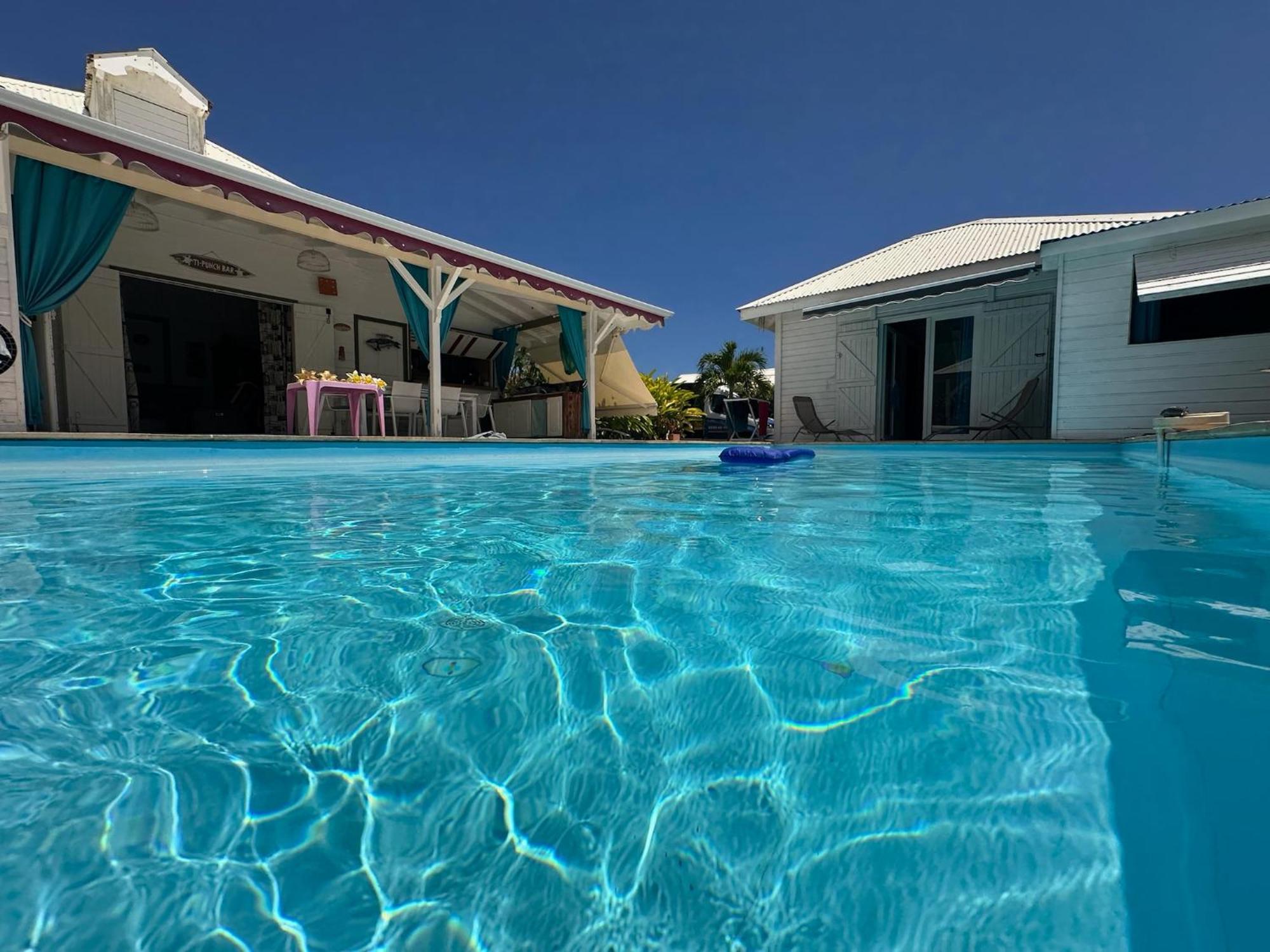 Au Bel'Vue Chez Sandrine "Gite & Chambre D'Hotes" Le Moule Εξωτερικό φωτογραφία