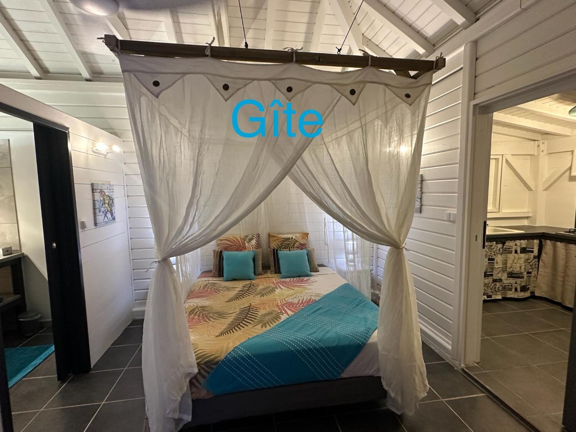 Au Bel'Vue Chez Sandrine "Gite & Chambre D'Hotes" Le Moule Εξωτερικό φωτογραφία