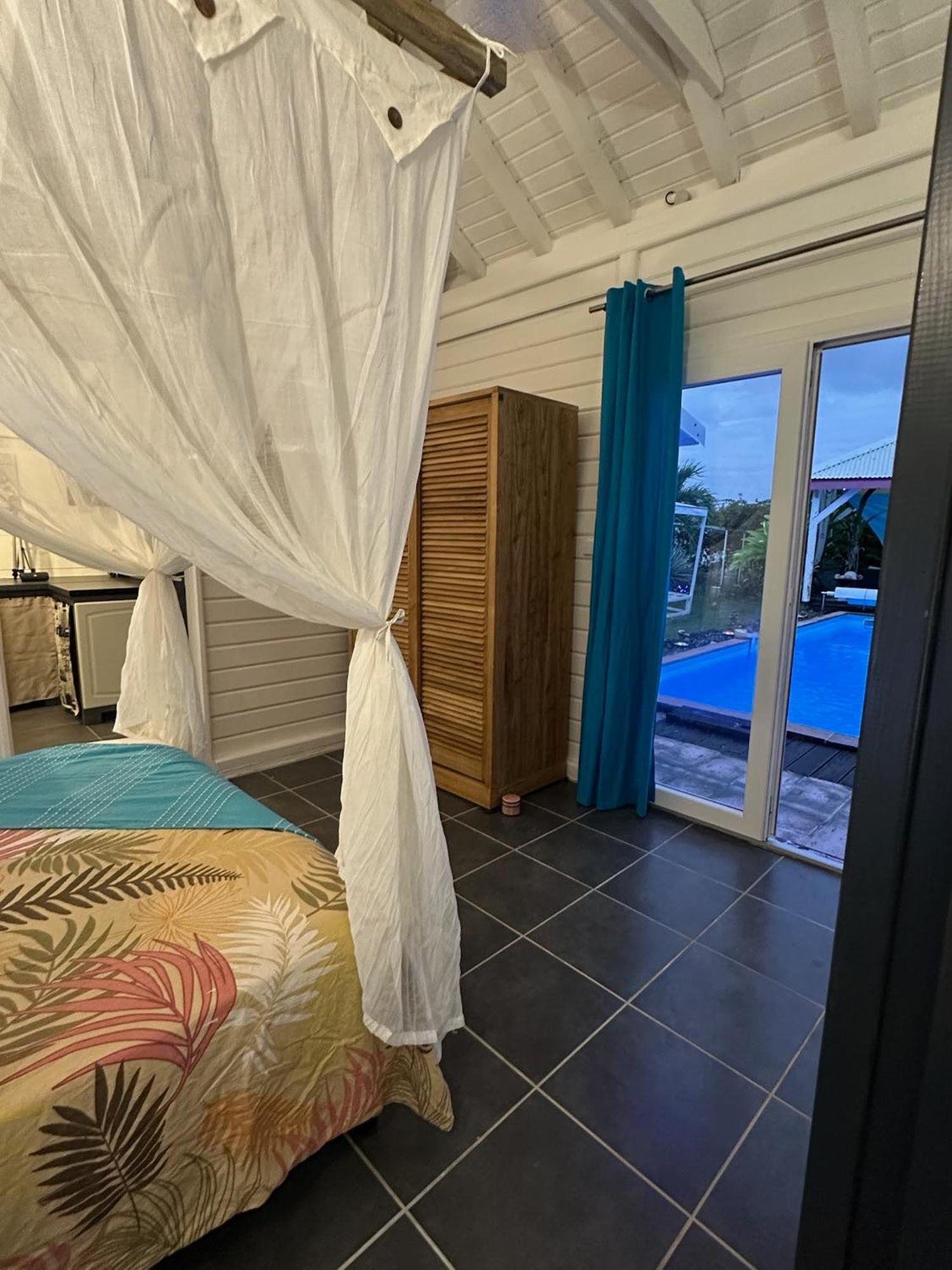 Au Bel'Vue Chez Sandrine "Gite & Chambre D'Hotes" Le Moule Εξωτερικό φωτογραφία